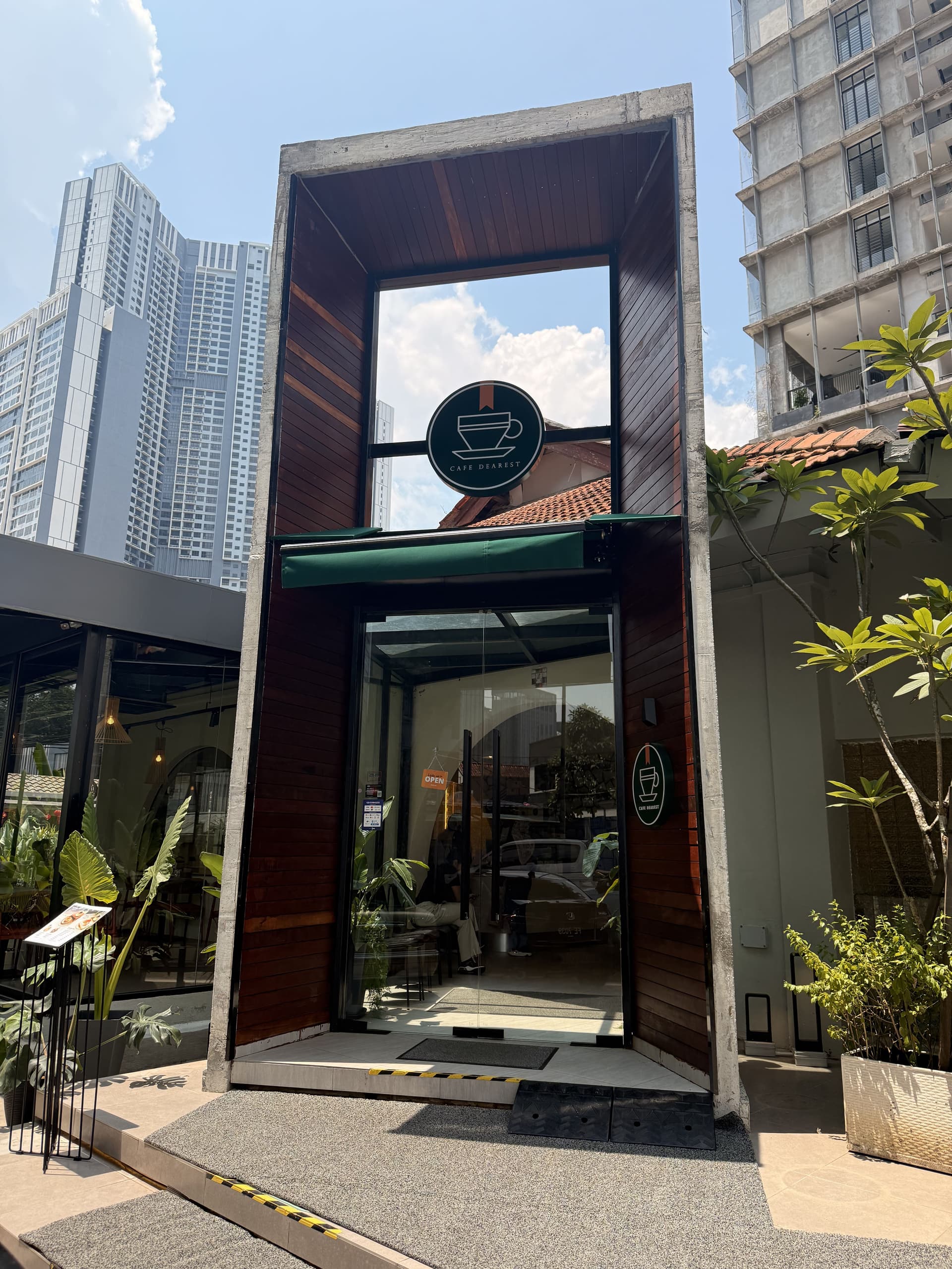 Dearest Cafe restaurant